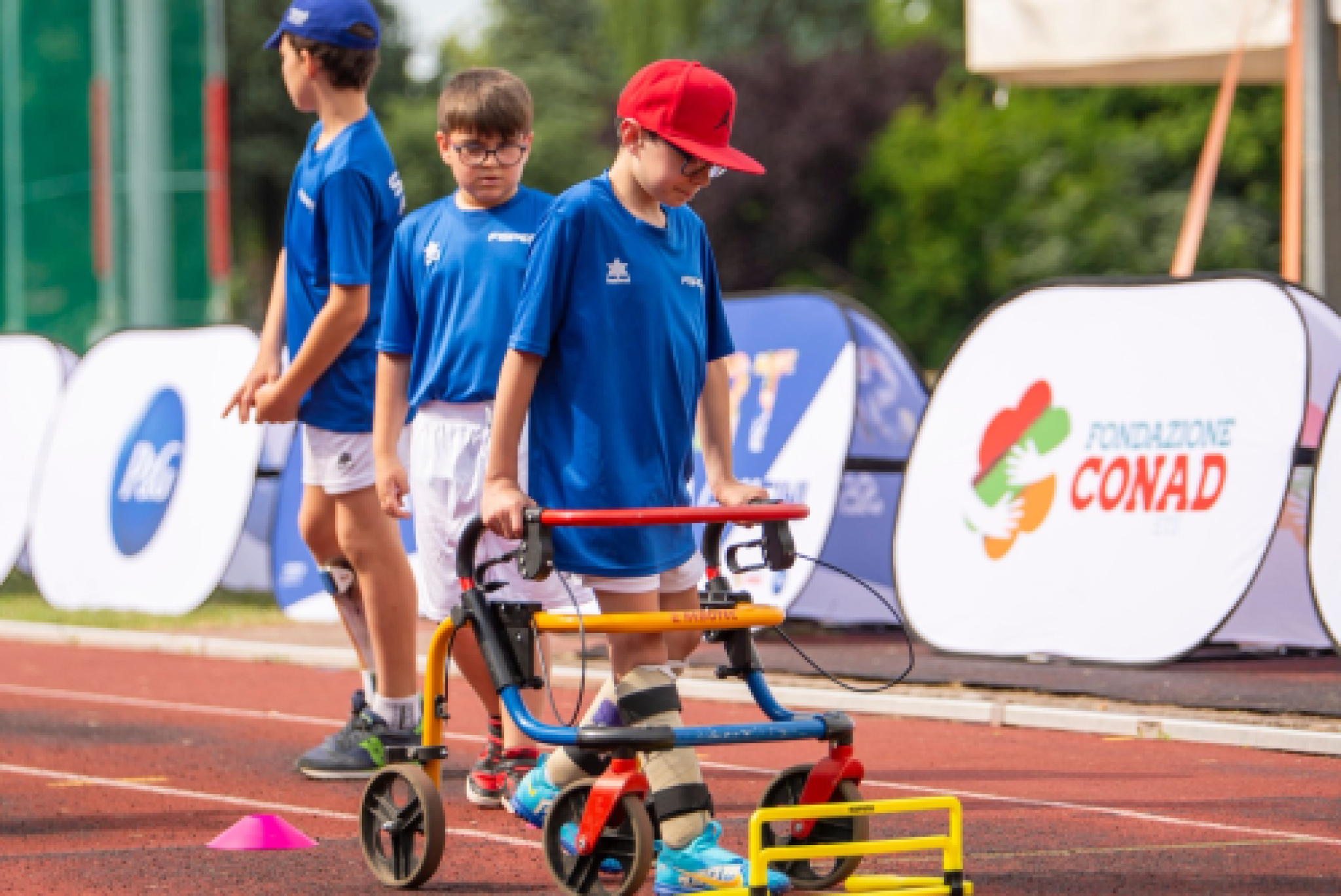 Giovani partecipanti all'edizione dello scorso anno di "Sport  Senza Confini"