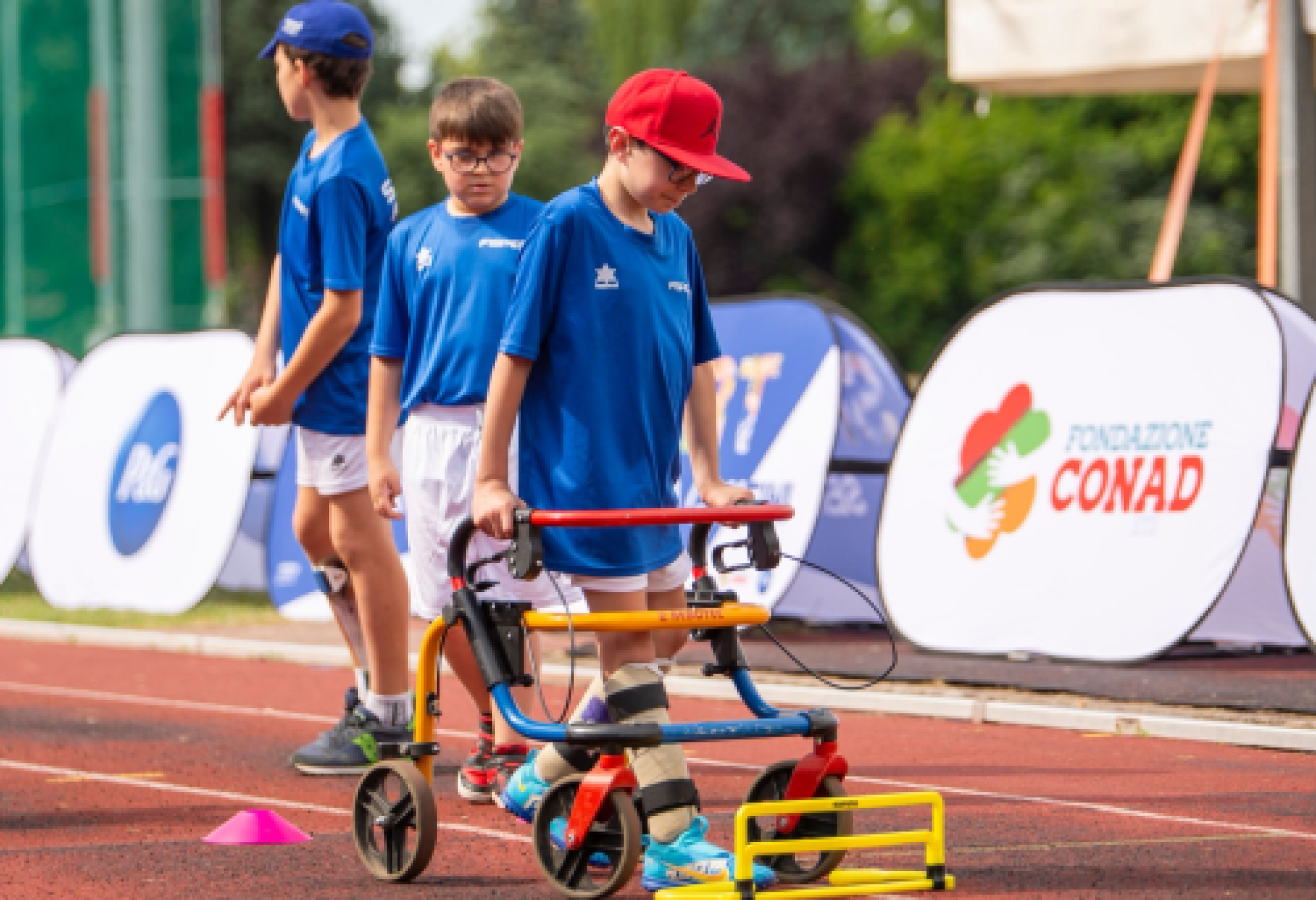 Giovani partecipanti all'edizione dello scorso anno di "Sport  Senza Confini"