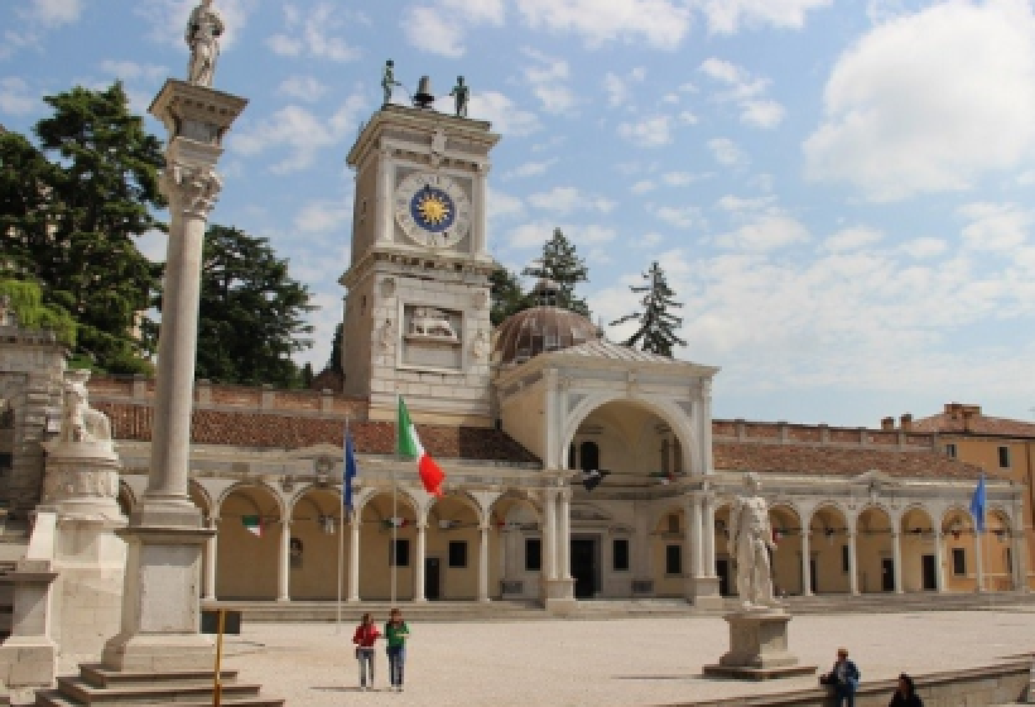 Piazza della Libertà a Udine